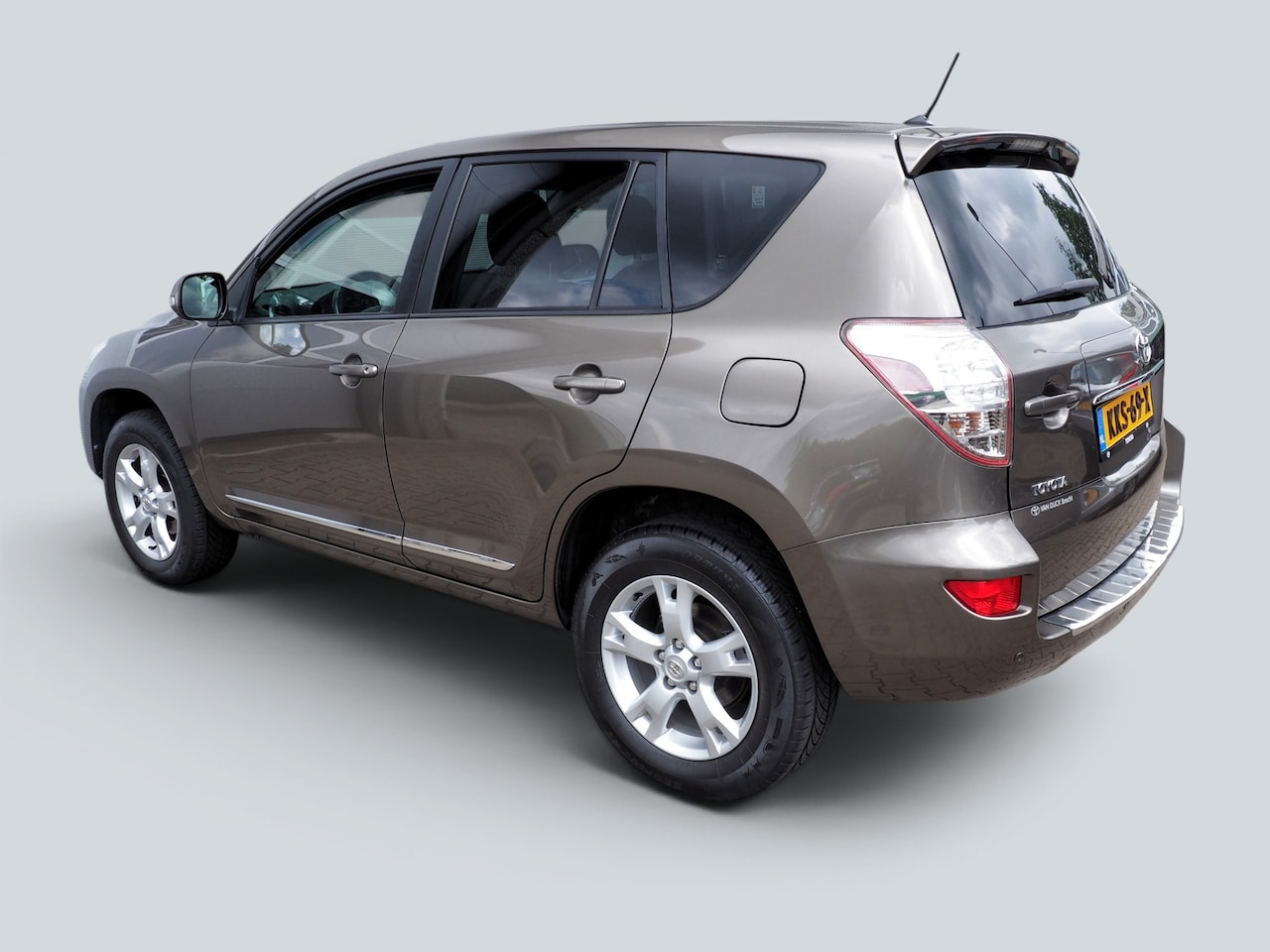 Toyota RAV4 - 2.0 16v VVT-i 4WD Dynamic CLIMA CRUISE PARKEER S.