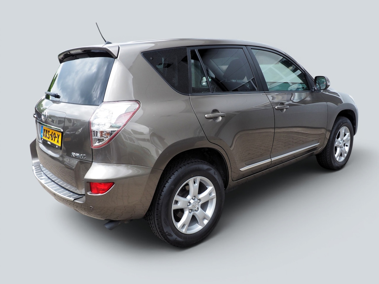 Toyota RAV4 - 2.0 16v VVT-i 4WD Dynamic CLIMA CRUISE PARKEER S