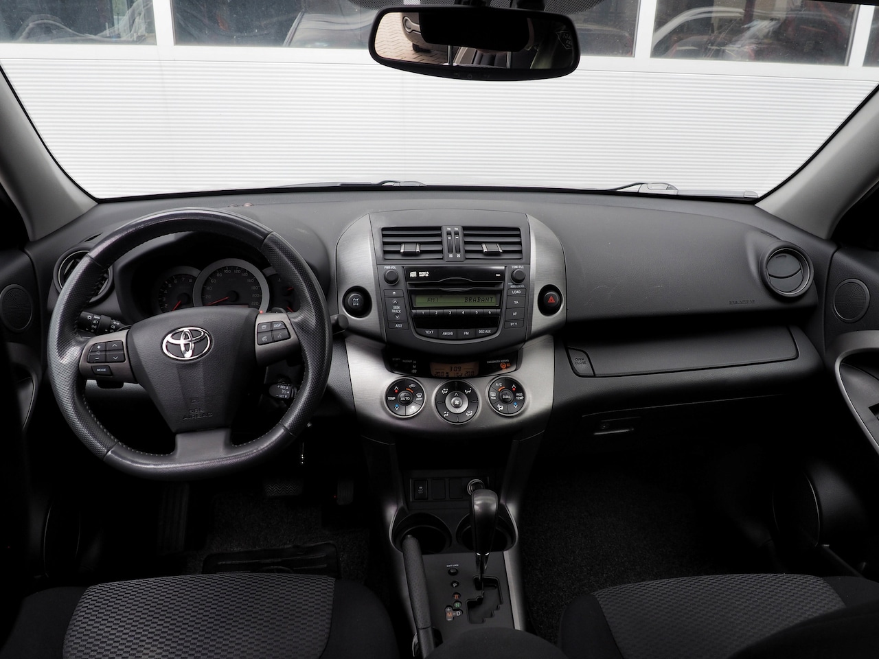 Toyota RAV4 - 2.0 16v VVT-i 4WD Dynamic CLIMA CRUISE PARKEER S.