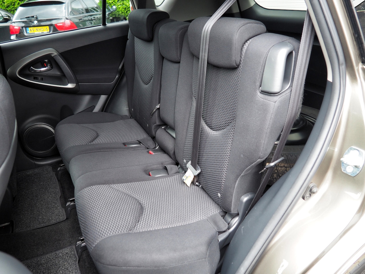 Toyota RAV4 - 2.0 16v VVT-i 4WD Dynamic CLIMA CRUISE PARKEER S.