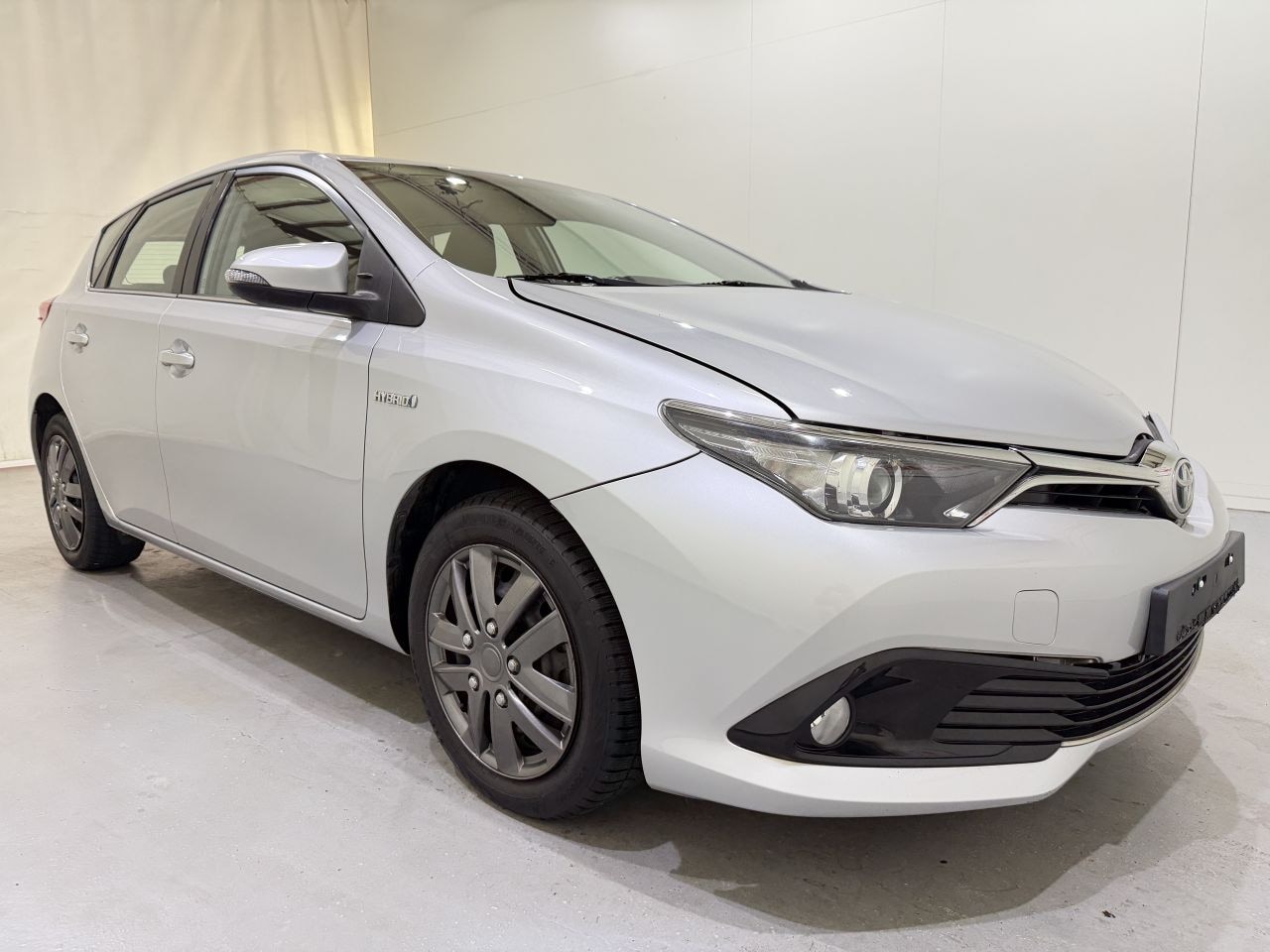 Toyota Auris - HB 1.8 Hybrid Comfort Dynamic - AutoWereld.nl