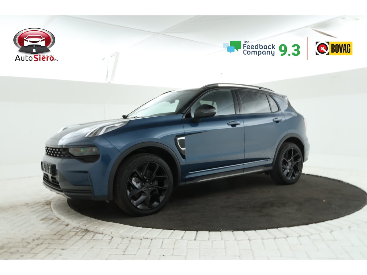 Lynk & Co 01 - 1.5 blauw, full black - AutoWereld.nl