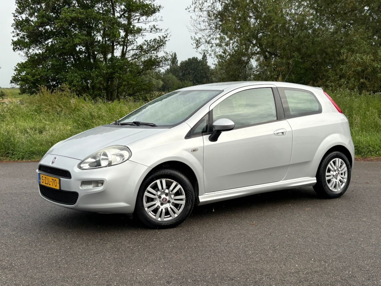 Fiat Punto Evo - 0.9 TwinAir KETTING V.V. Trekhaak Airco OrgNL NAP - AutoWereld.nl