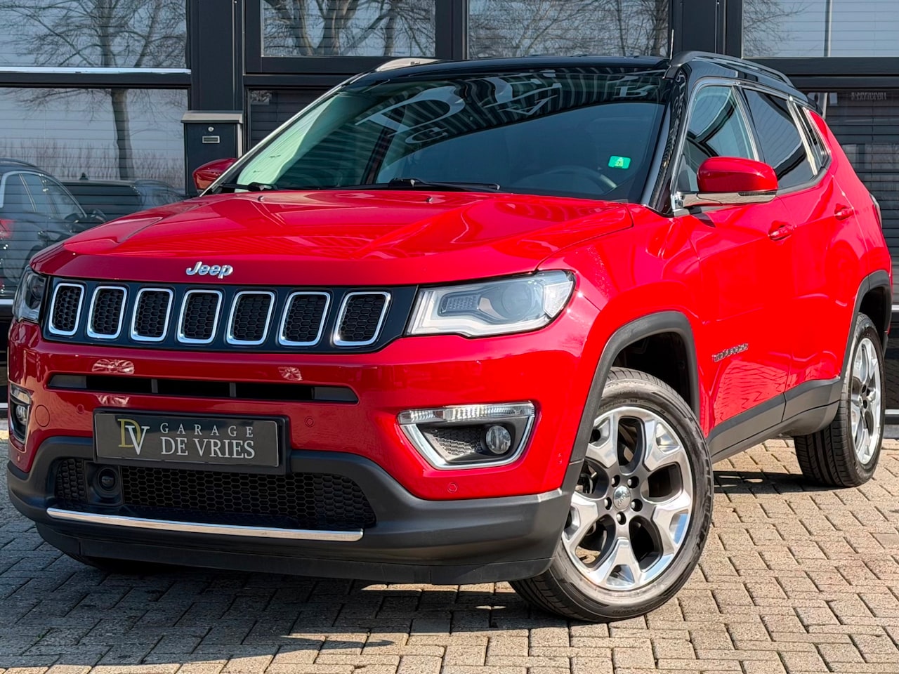 Jeep Compass - 1.4 MultiAir Limited 4x4 170pk Aut Beats Leder Camera Trekhaak Garantie - AutoWereld.nl