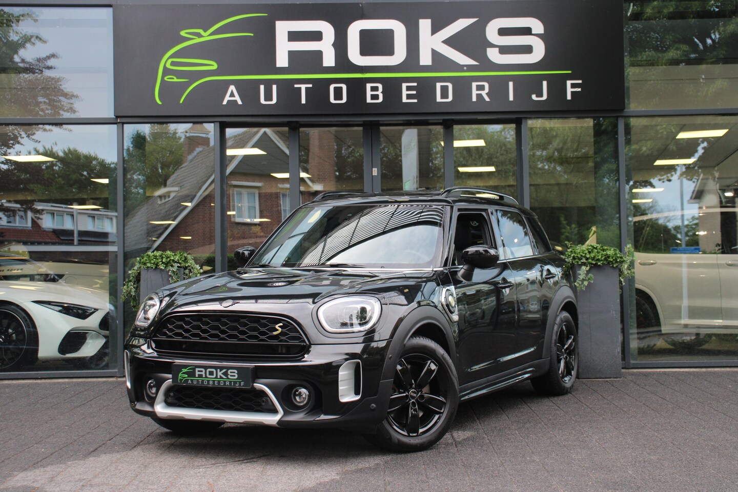 MINI Countryman - Mini 2.0 Cooper S E ALL4 Black-Optic Camera/Keyless/Headup/Memory/Leder/HarmanKardon/Panor - AutoWereld.nl