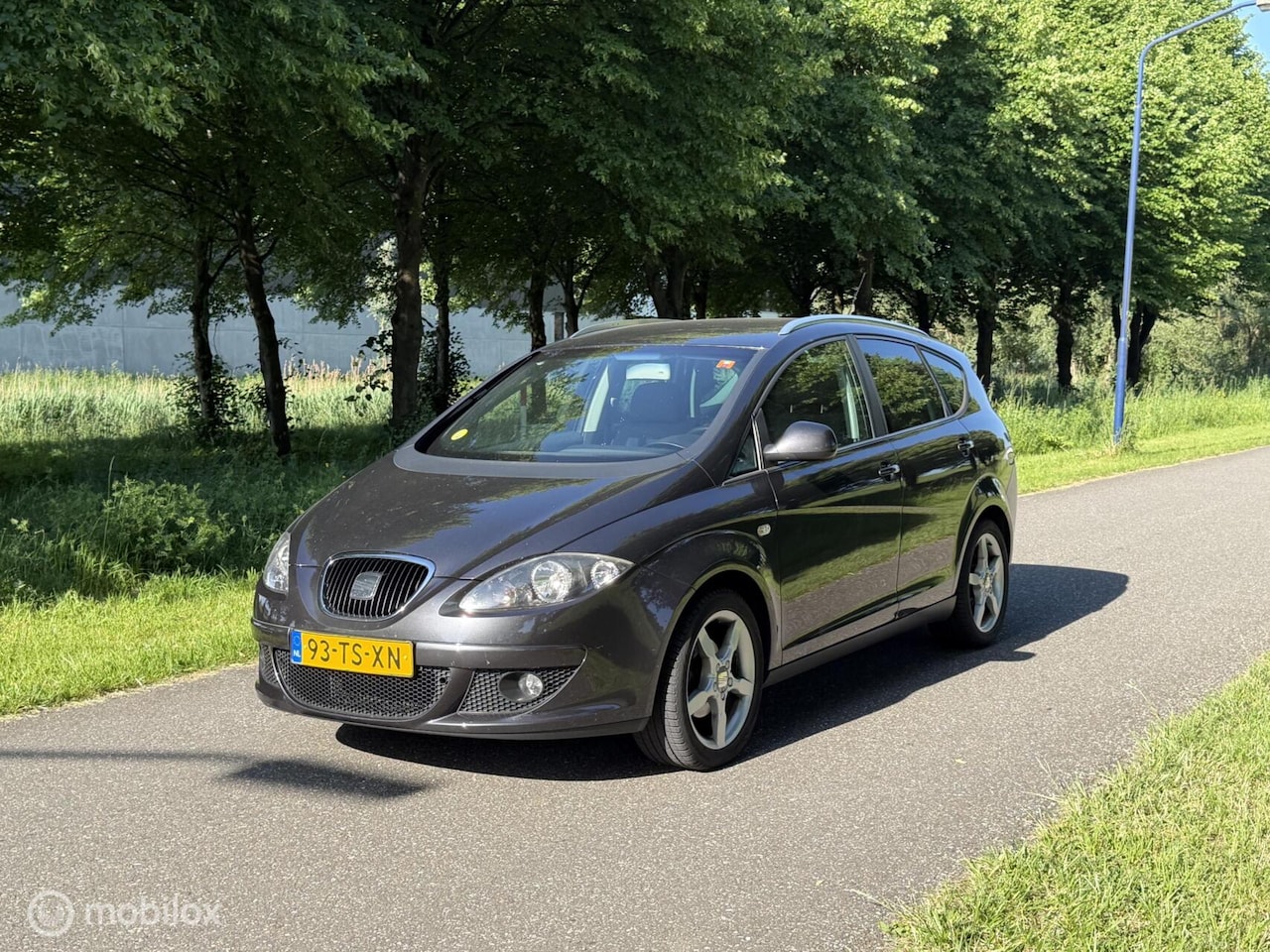 SEAT Altea XL - 1.6 Stylance*NW APK 7/27*PARKEERSENSOR*TREKHAAK - AutoWereld.nl