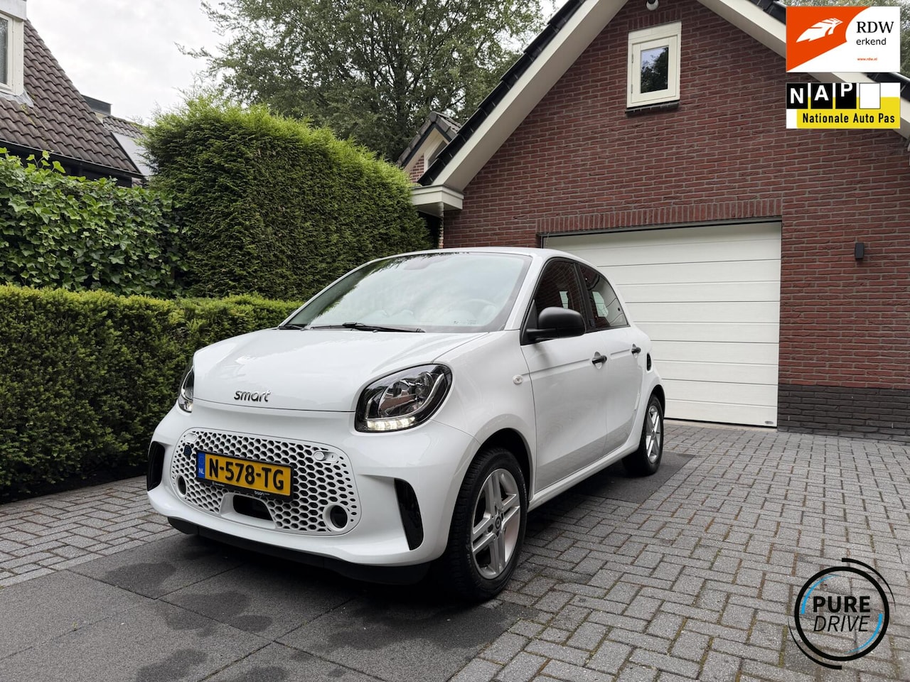 Smart Forfour - EQ Essential Plus 18 kWh| Bj.2021|Cruise | 88% - AutoWereld.nl
