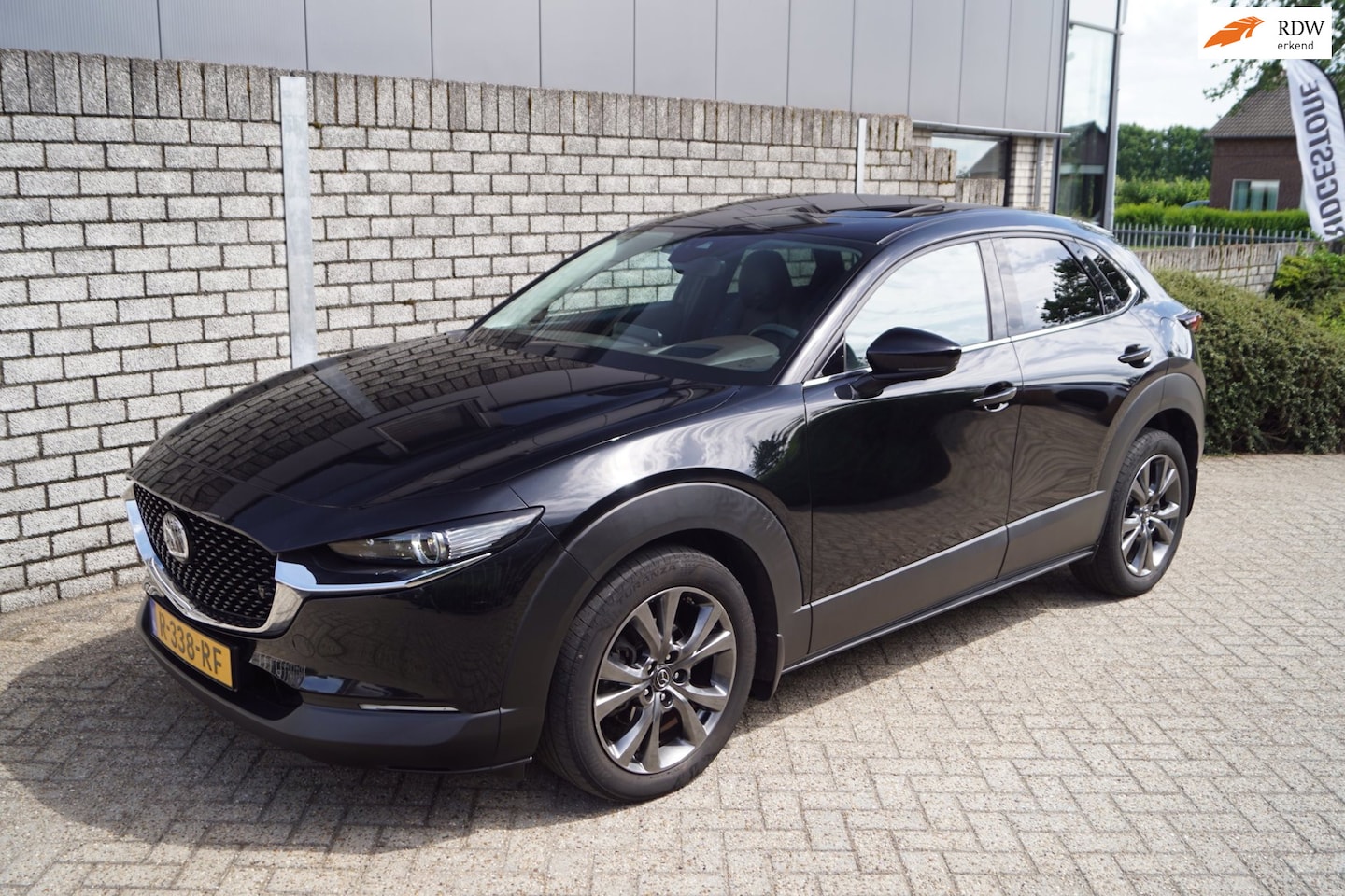 Mazda CX-30 - 2.0 e-SkyActiv-X M Hybrid Luxury Autom Leder Stoel/Stuurverw Schuifdak Navi Camera Head-Up - AutoWereld.nl