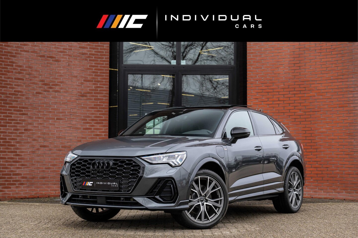 Audi Q3 Sportback - 45 TFSI e S-Line 245pk ACC Pano Trekhaak - AutoWereld.nl