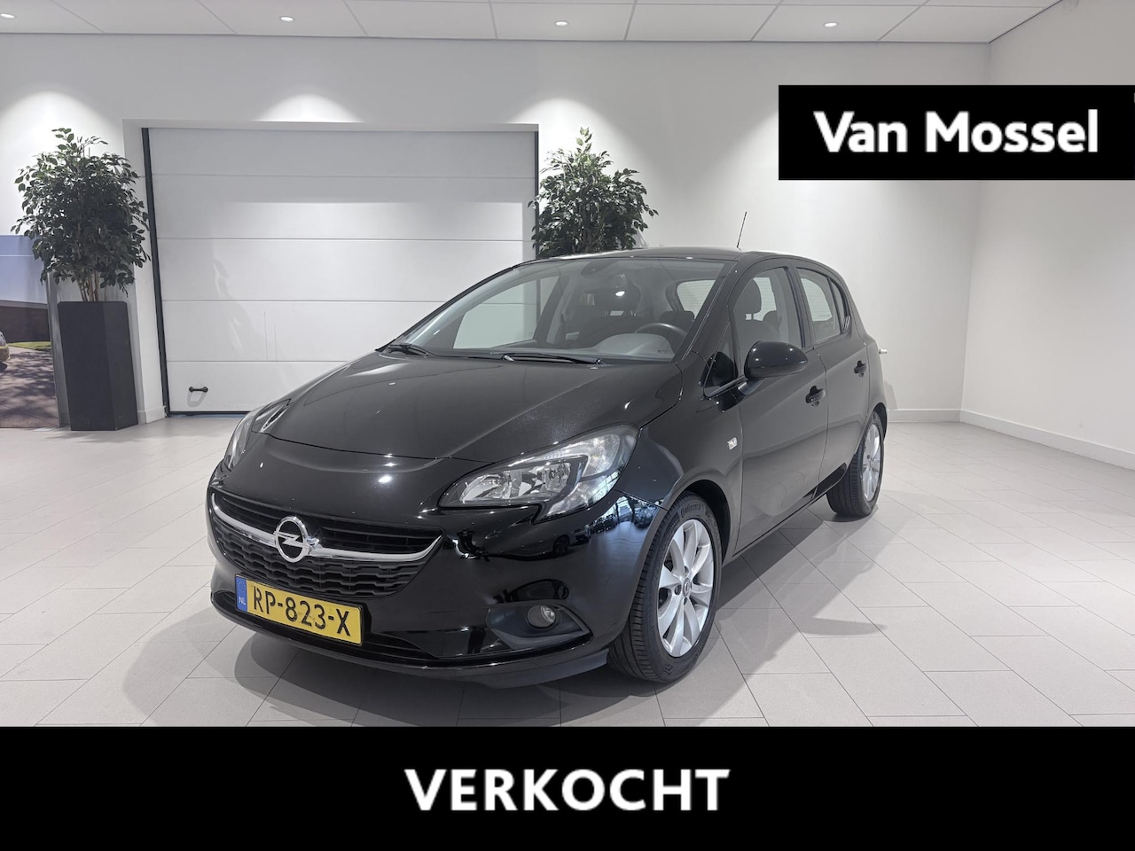 Opel Corsa - 1.4 Favourite Airco | Bluetooth | Cruise Control | Start/Stop Systeem | Favourite Pakket | - AutoWereld.nl