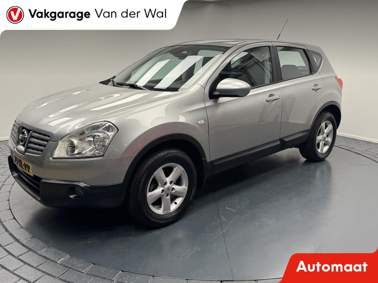 Nissan Qashqai - 2.0i Automaat-Trekhaak-Cr.contr-Clima-Parkeersensoren-Lm16''velgen - AutoWereld.nl
