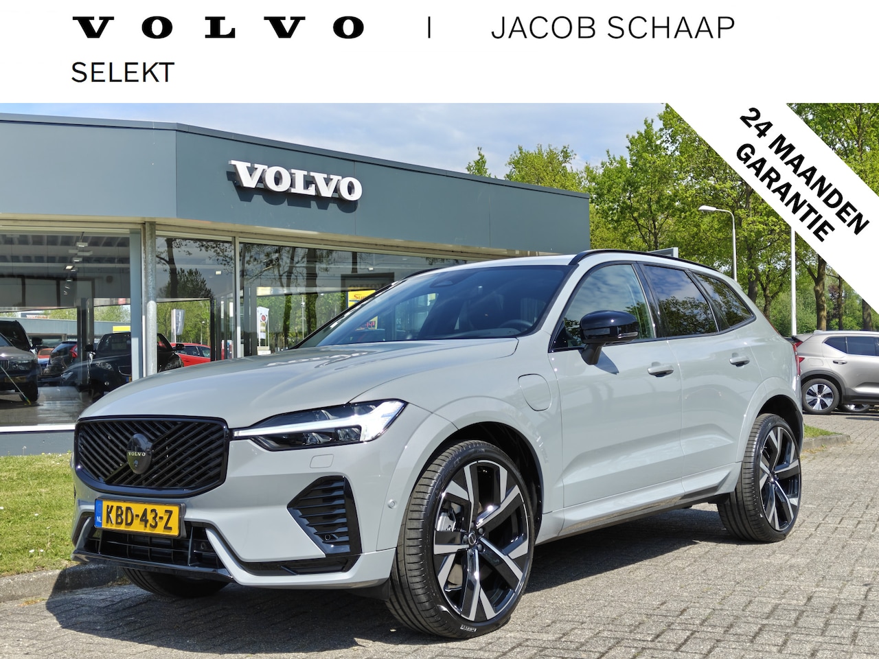 Volvo XC60 - T8 AWD 455PK Plug-in Hybrid Ultra Black Edition | DEMO | B&W | Luchtvering | Nappa | 22'' - AutoWereld.nl
