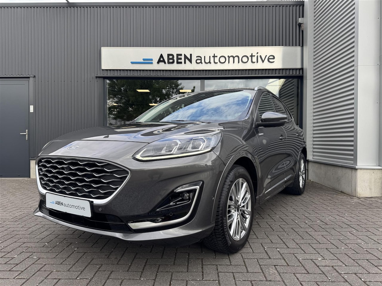 Ford Kuga - 1.5 EcoBoost Vignale 1.5 EcoBoost 150PK Vignale (TREKHAAK|LEDER|ACC|HUD|B&O) - AutoWereld.nl