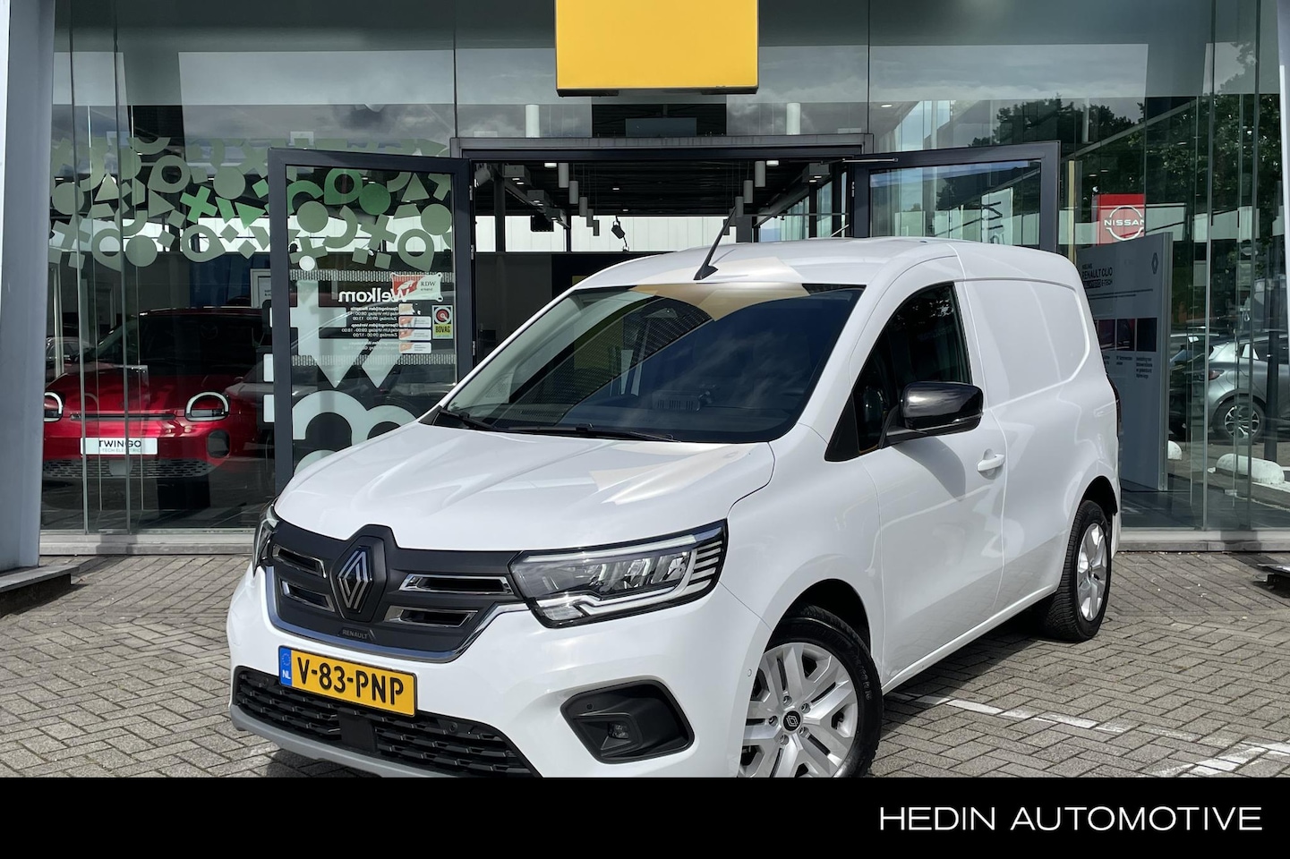 Renault Kangoo E-Tech - Extra L1 44 kWh Houten laadvloer en zijwandbekleding| Trekhaak 13 polig| Vierseizoens band - AutoWereld.nl