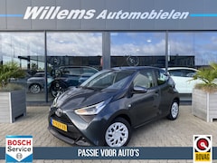 Toyota Aygo - 1.0 VVT-i x-play App Connect, Airco & Camera