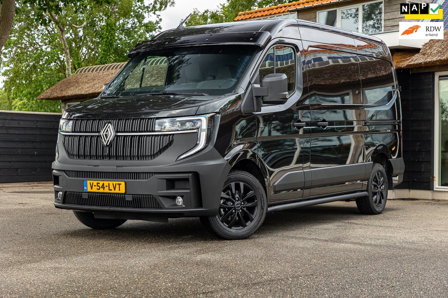 Renault Master E-Tech - T35 L2H2 Extra long range 87 kWh I LM Wielen I Side Bars I Spoiler I - AutoWereld.nl