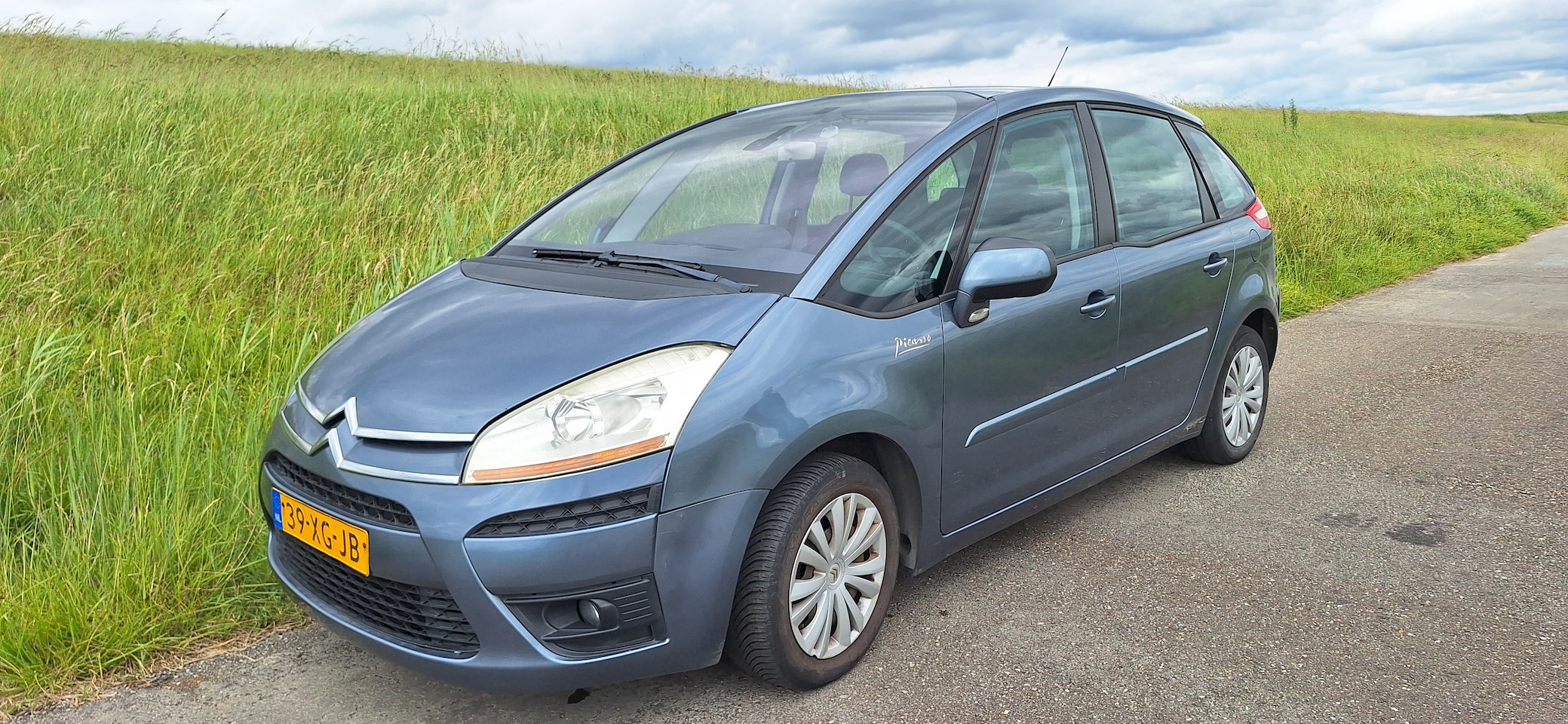 Citroën C4 Picasso - 1.8-16V Ambiance 5p. - AutoWereld.nl
