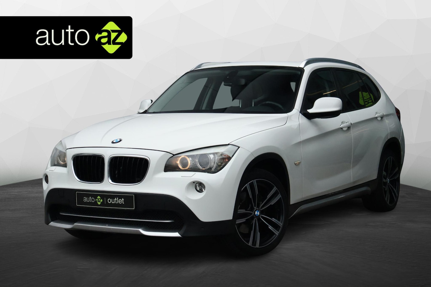 BMW X1 - xDrive20i Business / Pano / Stoelverwarming - AutoWereld.nl