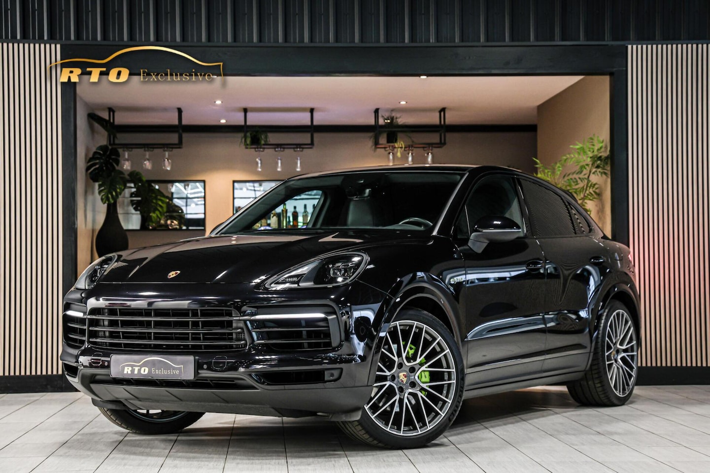 Porsche Cayenne Coupé - 3.0 E-Hybrid|22''|PASM|PDLS|Chrono|Pano - AutoWereld.nl