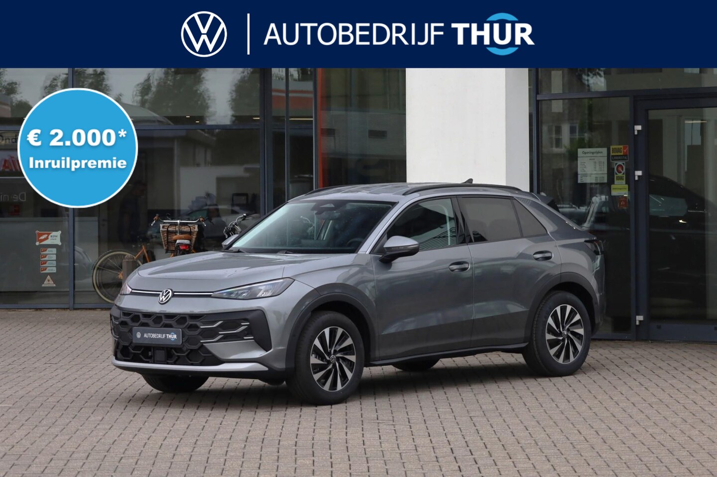 Volkswagen T-Roc - 1.5 eTsi Life First Edition 116PK / 85kW DSG, Achteruitrijcamera (rear view), parkeersenso - AutoWereld.nl