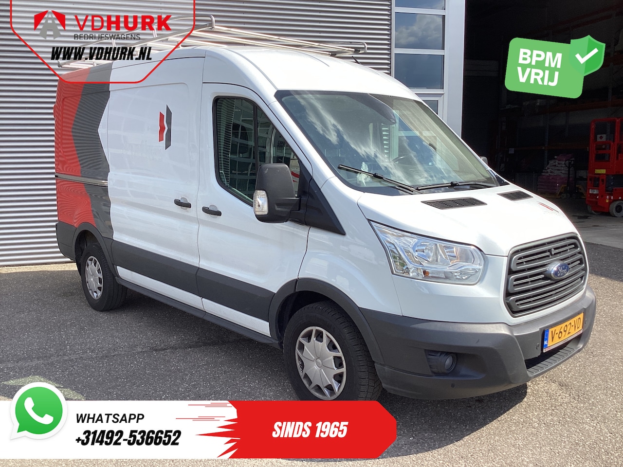 Ford Transit - 2.0 TDCI 130 pk L2H2 Trend 2.8t Trekverm./ DB-VV./ Navi/ Camera/ Cruise/ Imperiaal/ Rearst - AutoWereld.nl