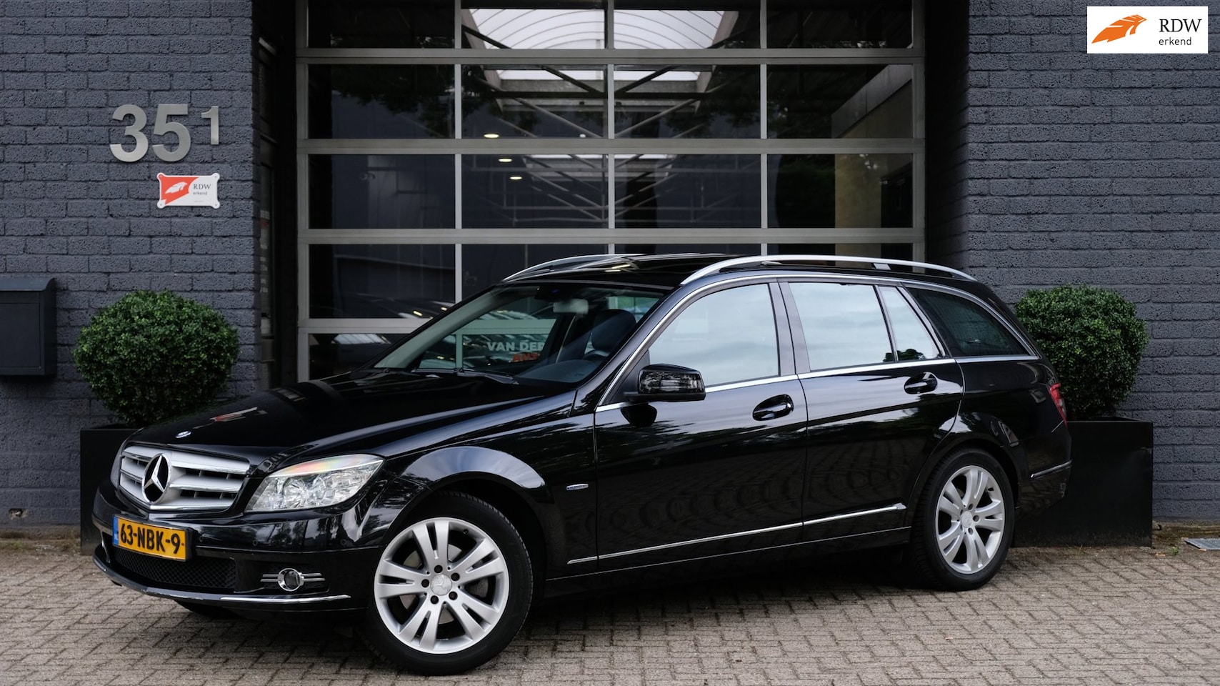 Mercedes-Benz C-klasse Estate - 180 K BlueEFFICIENCY Avantgarde Automaat|Schuifdak|Trekhaak|Ketting vervangen - AutoWereld.nl