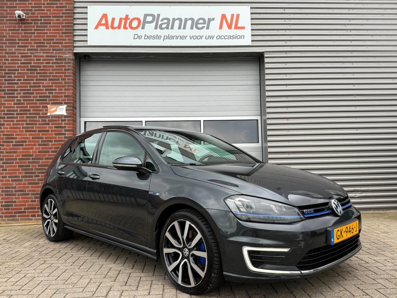 Volkswagen Golf - VII 1.4 TSI GTE! Clima! Navi! Pano! PDC! - AutoWereld.nl