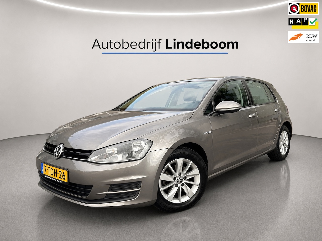 Volkswagen Golf - 1.6 TDI Trendline BlueMotion 1.6 TDI Trendline BlueMotion - AutoWereld.nl