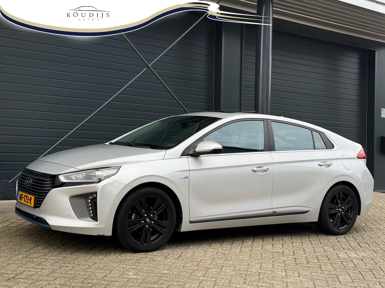 Hyundai IONIQ - Hyundai IONIQ 1.6 GDi Premium | Leder | Adapt Cruise Control | Stoel/stuurverwarming | Dea - AutoWereld.nl