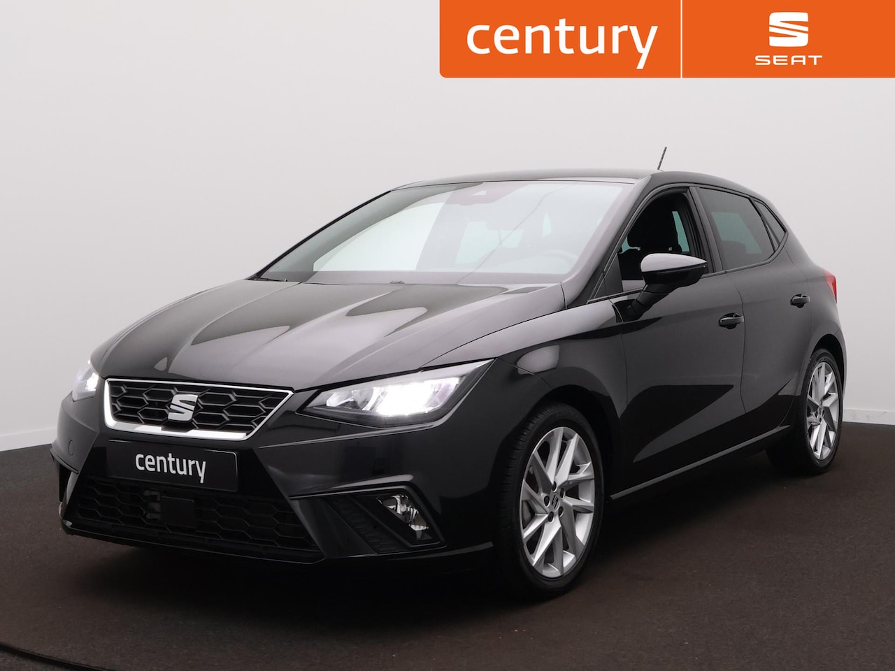 SEAT Ibiza - 1.0 EcoTSI FR / 17 Inch / Climate / Cruise / Carplay - AutoWereld.nl