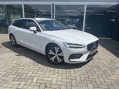 Volvo V60 - 2.0 B3 Core Carplay / Led / ACC / Clima