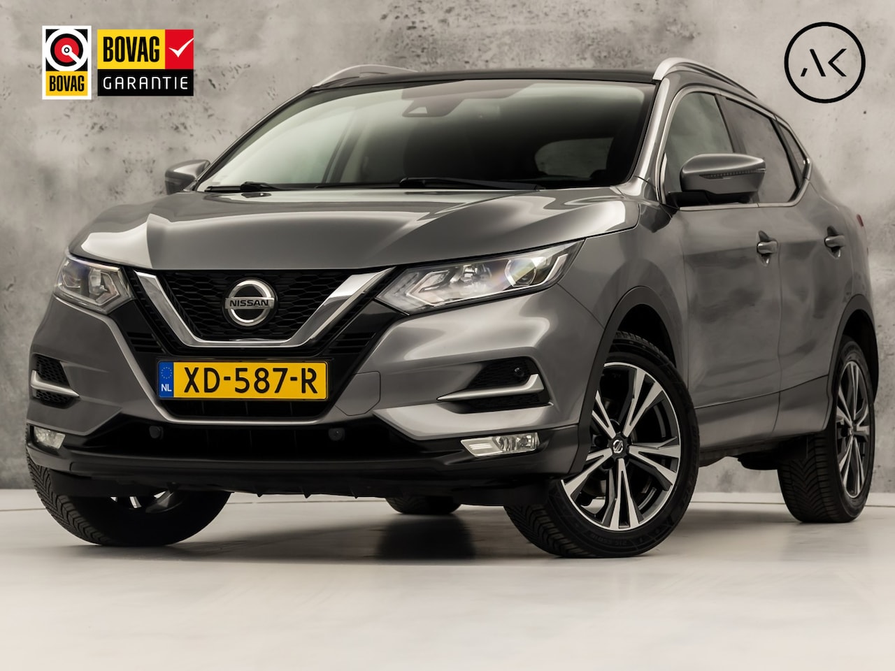 Nissan Qashqai - 1.2 N-Connecta (PANORAMADAK, NAVIGATIE, 360 CAMERA, TREKHAAK, SPORTSTOELEN, GETINT GLAS, C - AutoWereld.nl
