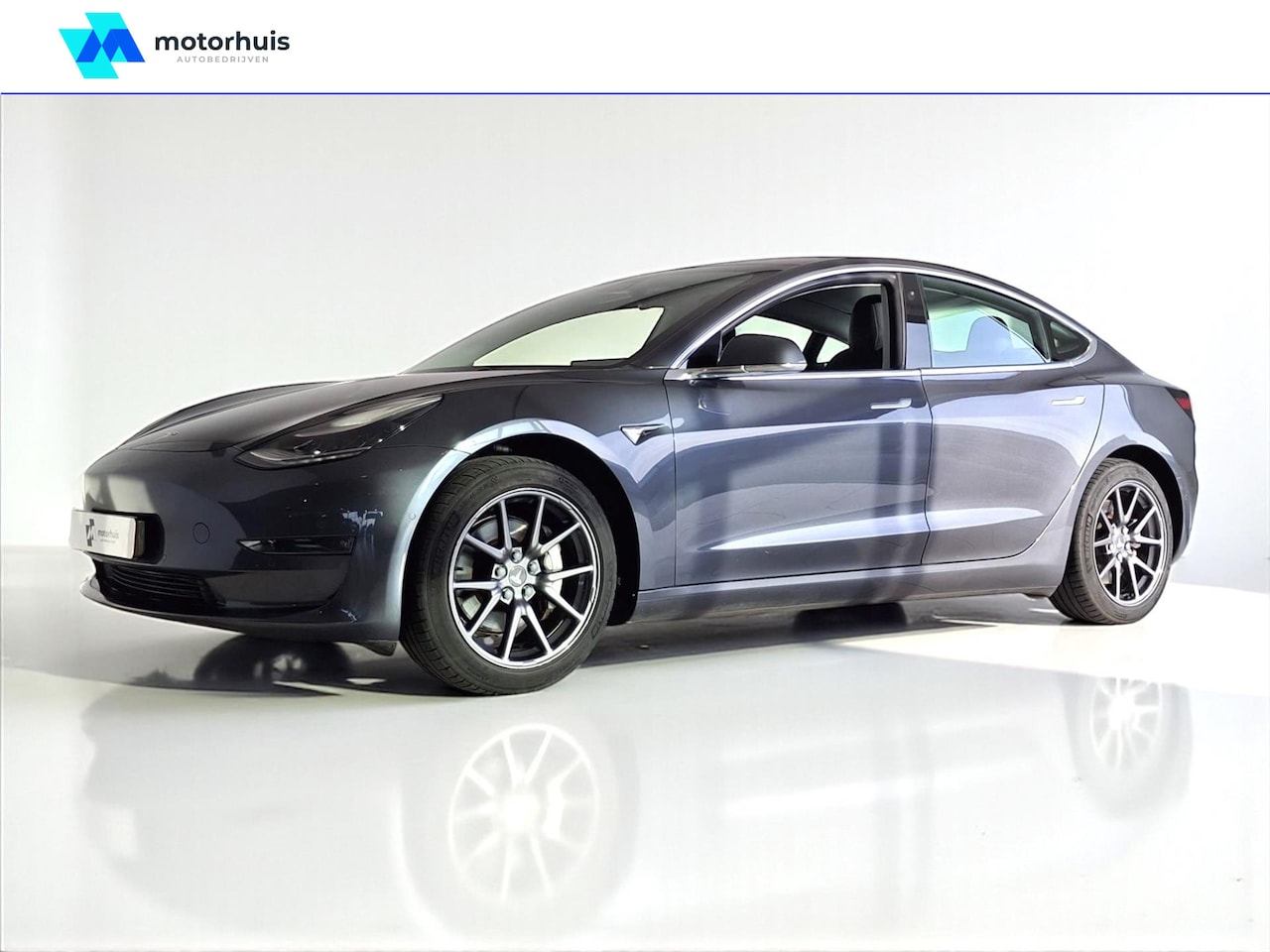 Tesla Model 3 - STANDARD RANGE PLUS RWD SOH 85,7% ENHANCED AUTOPILOT TREKHAAK CAMERA STOELV - AutoWereld.nl
