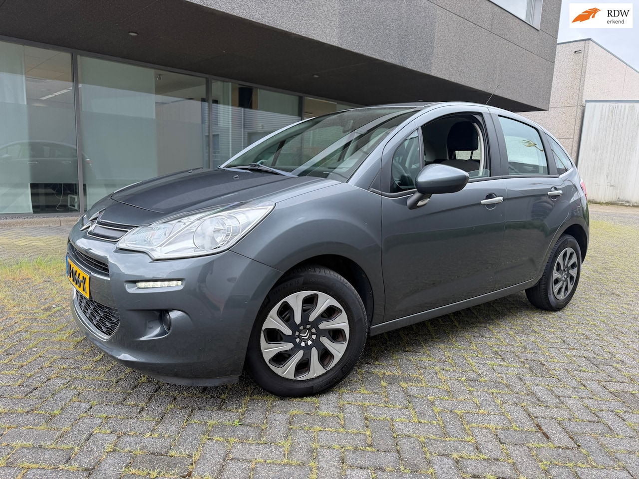 Citroën C3 - 1.2 PureTech Tendance AIRCO AUTOMAAT BJ 3-2015 APK 9-2026 - AutoWereld.nl