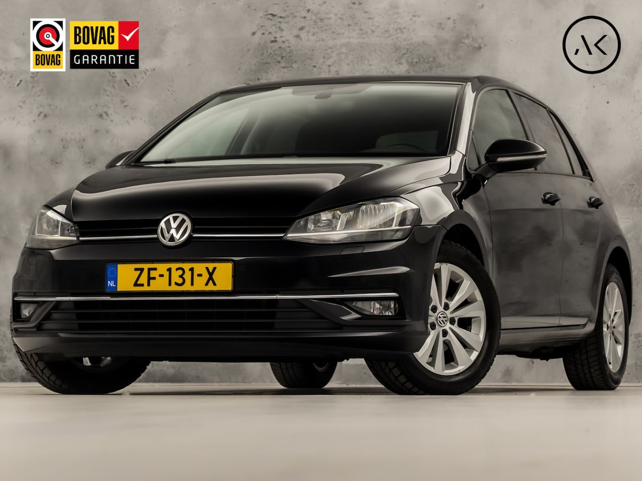 Volkswagen Golf - 1.0 TSI Sportline (APPLE CARPLAY, GROOT NAVI, CAMERA, SPORTSTOELEN, ADAPTIVE CRUISE, GETIN - AutoWereld.nl