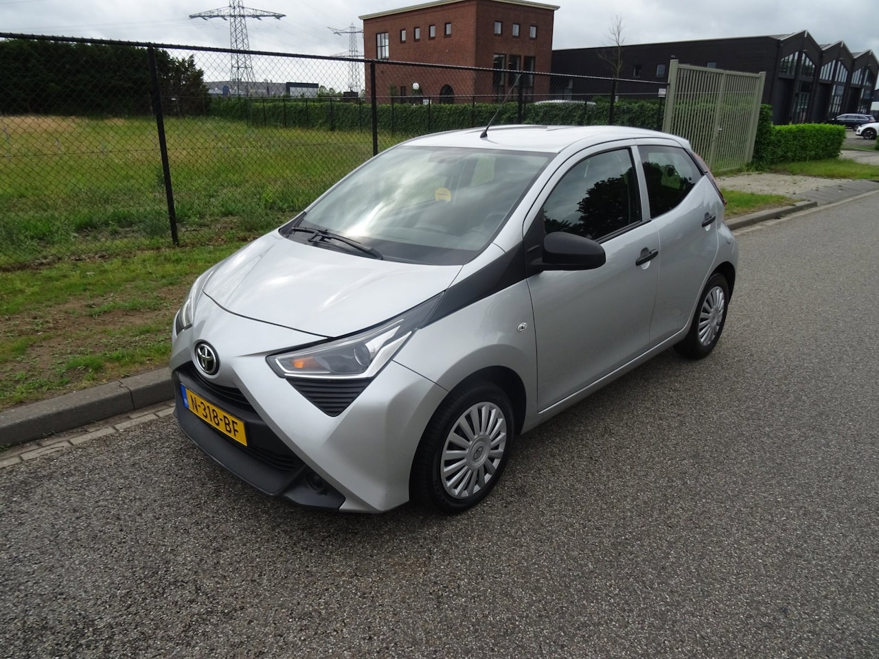 Toyota Aygo - 1.0 VVT-i x-fun 1.0 VVT-i x-fun - AutoWereld.nl