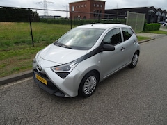 Toyota Aygo - 1.0 VVT-i x-fun