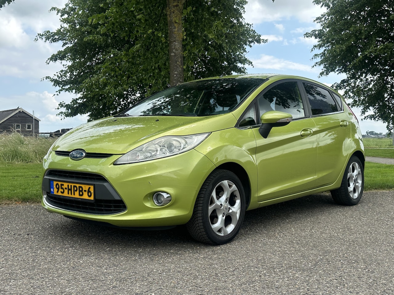 Ford Fiesta - 1.4 Titanium NAP * Nette staat - AutoWereld.nl