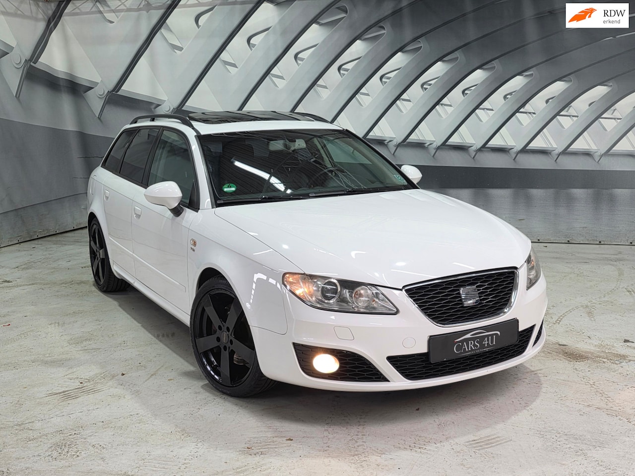 SEAT Exeo ST - 2.0 TSI Businessline High 2.0 TSI Businessline High 260PK - AutoWereld.nl