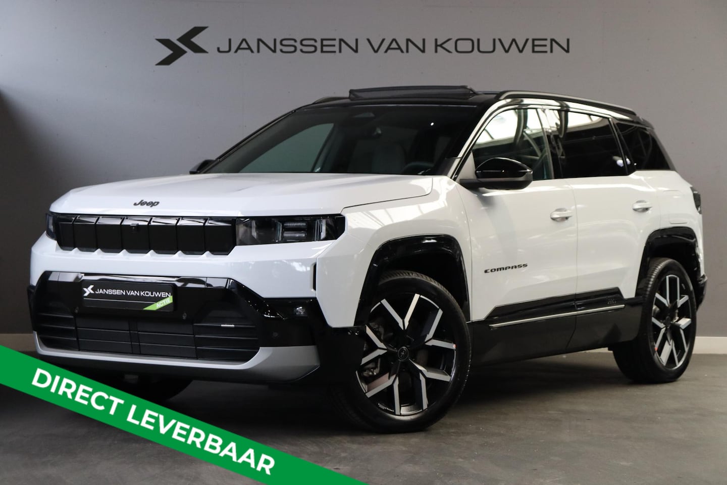 Jeep Compass - First Edition 74 kWh Panoramadak / 2+6 Jaar garantie / Voorraad - AutoWereld.nl