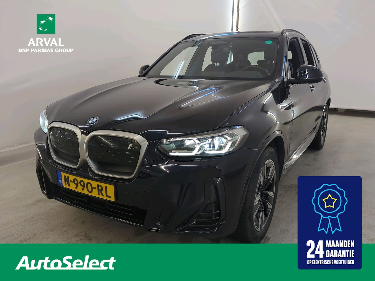 BMW iX3 - 80 kWh 286pk Executive | SOH 98% | Trekhaak | Panoramadak | Facelift | Sensatec Zwart | M - AutoWereld.nl