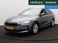 Skoda Octavia Combi - 1.5 TSI First Edition Apple Carplay/Android Auto - Trekhaak - Pdc - Clima