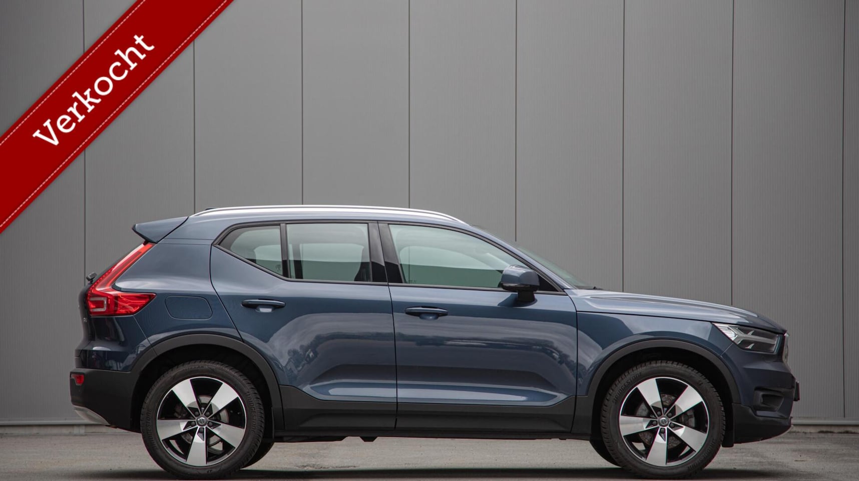 Volvo XC40 - 2.0 B4 Momentum Pro |Full option|Pano|360|Leer|Blis - AutoWereld.nl