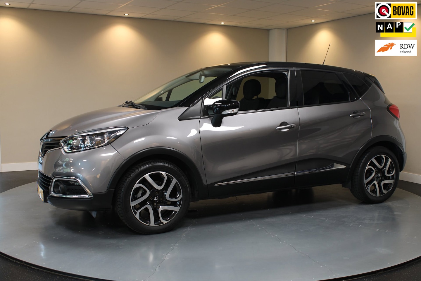 Renault Captur - 1.2 TCe Dynamique *Automaat* 2de Eigenaar/Dealer OH|Trekhaak|Camera|Navi|Cruise|NAP - AutoWereld.nl