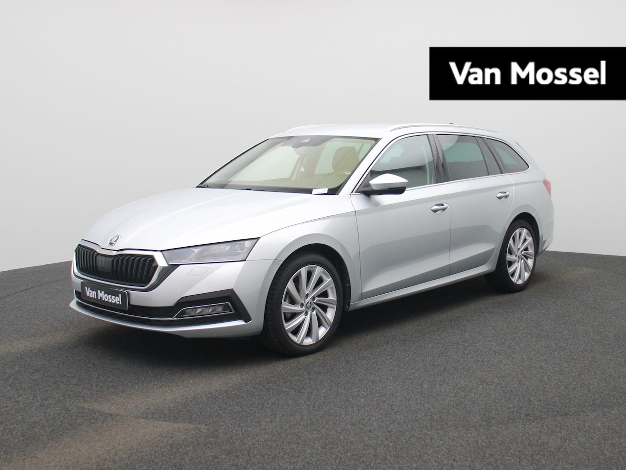 Skoda Octavia Combi - 1.5 TSI 110kW DSG7 Clever | ELEKTR. ACHTERKLEP | ACHTERUITRIJCAMERA | STOEL- EN STUURVERWA - AutoWereld.nl