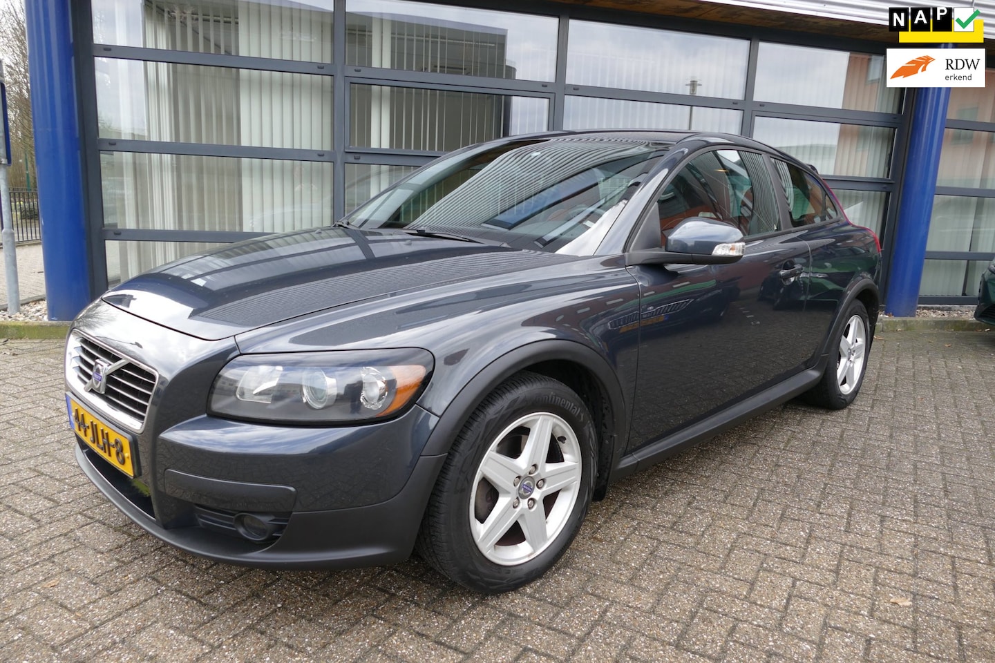 Volvo C30 - 1.6 Advantage Apk 10-03-2027 Airco Trekhaak - AutoWereld.nl