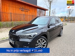 BMW X1 - X1 XDrive25e M-sport, panorama, trekhaak, HUD
