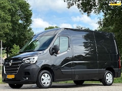 Renault Master - T33 2.3 dCi 135 L2H2 Work Edition* Navi*Cruise*Airco*TREKHAAK*Cruise*3 zitplaatsen*NAP