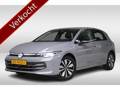 Volkswagen Golf - 1.5 TSI Goal Navigatie | 4-Seizoenen banden | Parkeersensoren | Fabrieksgarantie
