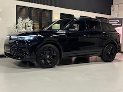 Volkswagen Tiguan - 1.5 eTSI R-Line |Pano|HuD|Massage|Leder|Blindspot|Cam|Stoelverkoeling|